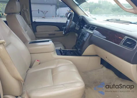 2007 GMC Yukon Denali из США, поврежденный, VIN 1GKFK63827J352773